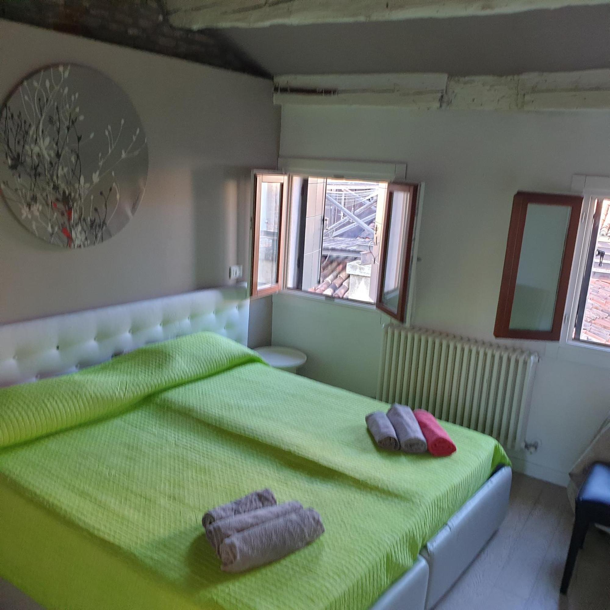Central Lovely Typical Rooms Rialto Venice Phòng bức ảnh